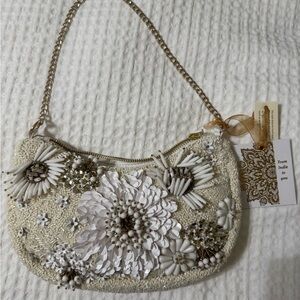 Elegant Cream Floral Embellished beaded Bag